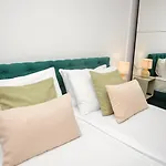 Mak Apartment - Free Parking - Balcony