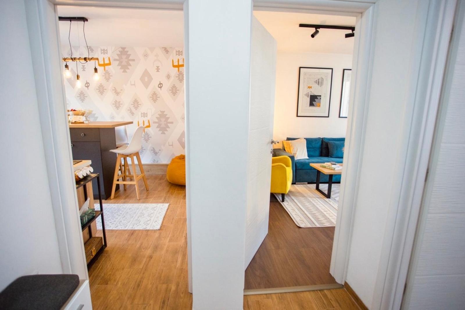 Mak - Free Parking - Balcony Apartment