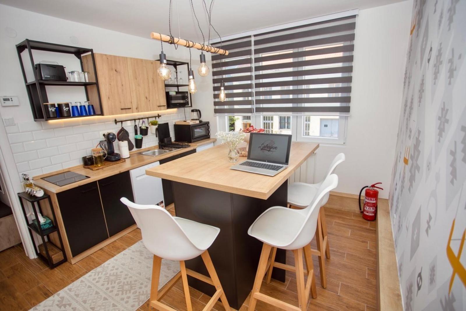 Mak - Free Parking - Balcony Apartment Sarajevo